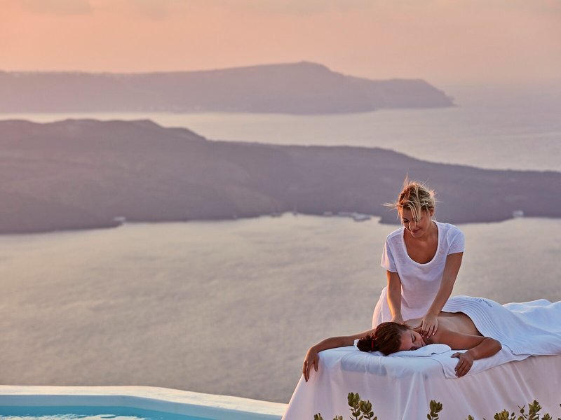 Alti Santorini Suites 31