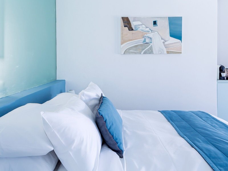 Alti Santorini Suites 39