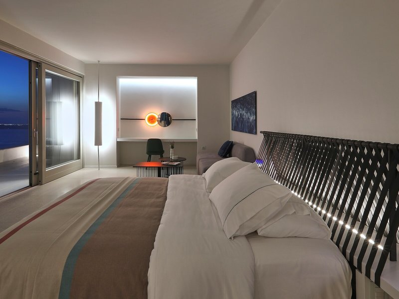 Alti Santorini Suites 41