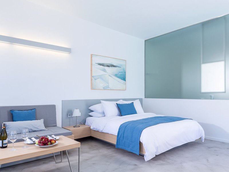 Alti Santorini Suites 45