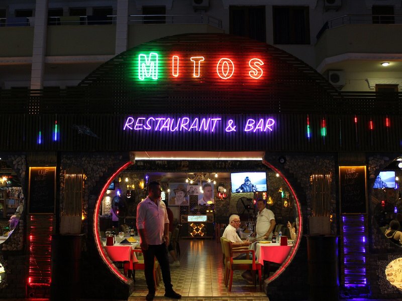 Mitos App & Hotel 9