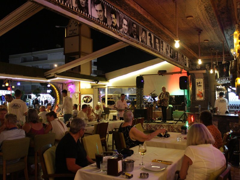 Mitos App & Hotel 11