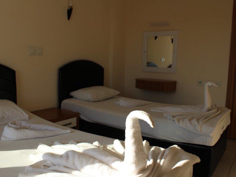 Mitos App & Hotel 28