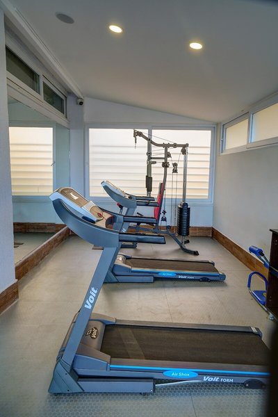 Parador Beach Hotel 10