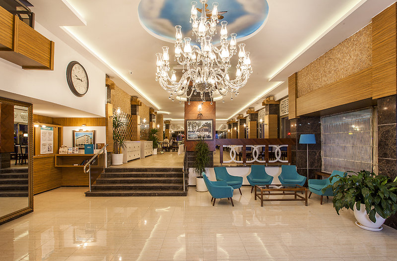 Parador Beach Hotel 14