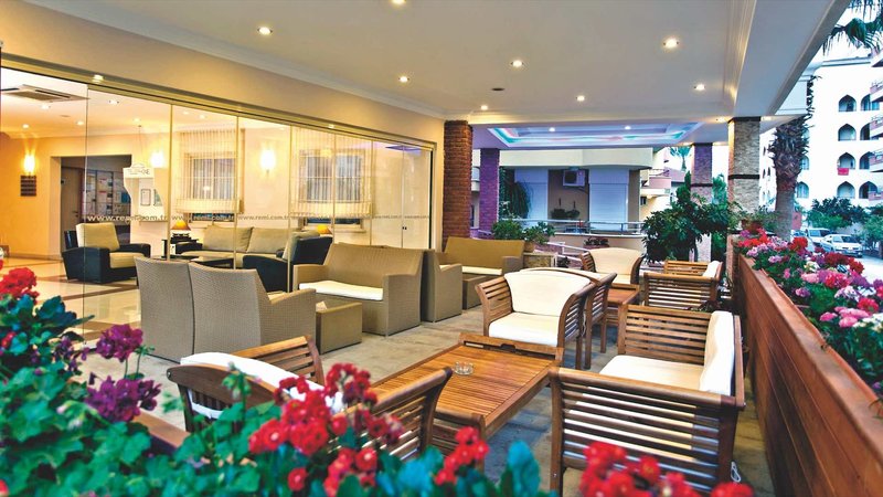 Remi Hotel 11