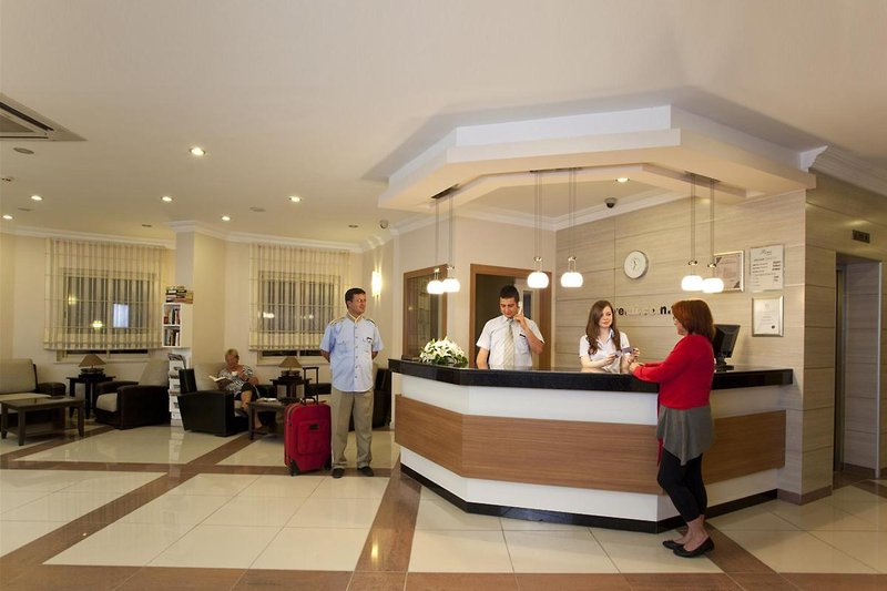 Remi Hotel 6
