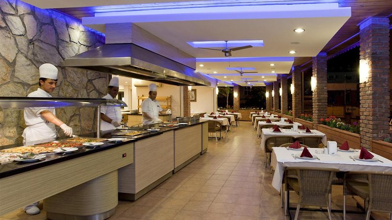 Remi Hotel 7