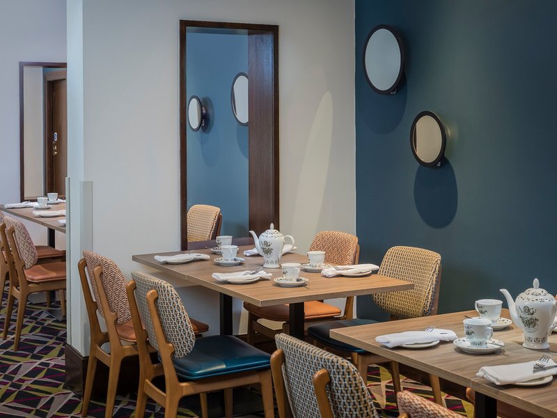 Ashford International 6