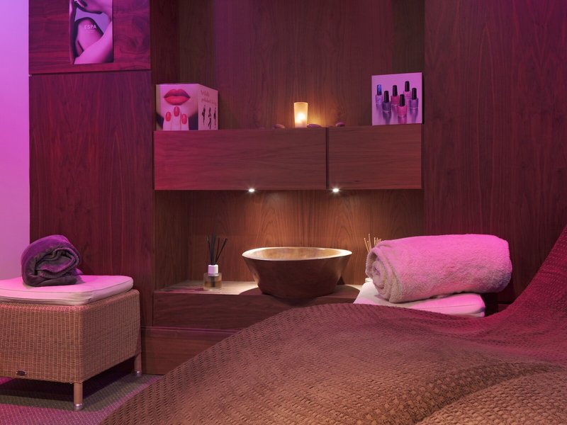 Ashford International 12