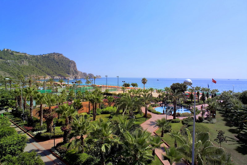 Riviera Hotel & Spa 8