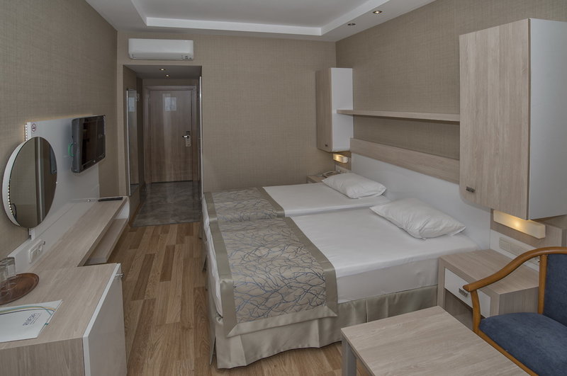 Riviera Hotel & Spa 12