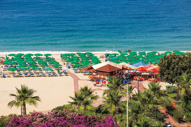 Riviera Hotel & Spa 9