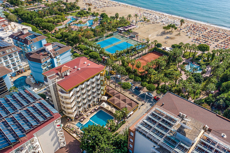 Riviera Hotel & Spa 10