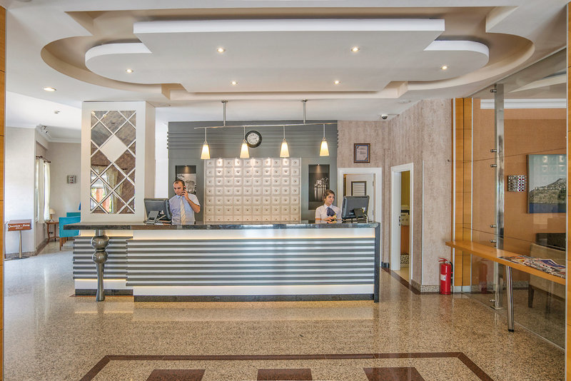 Riviera Hotel & Spa 12