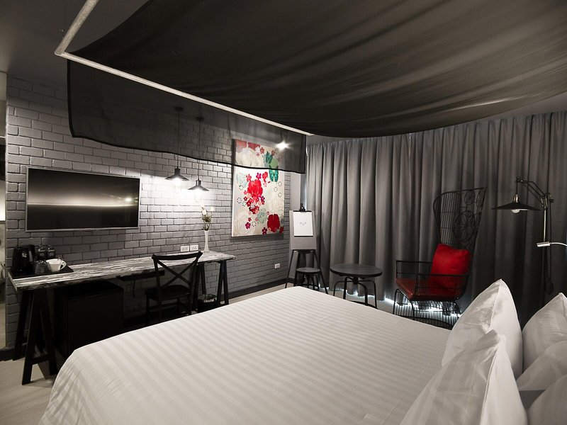 Art Mai Gallery Hotel 43