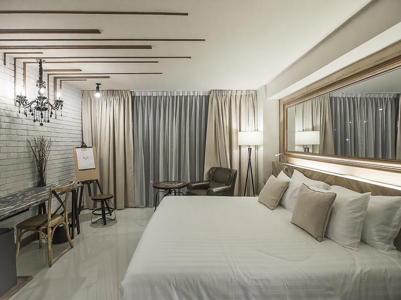 Art Mai Gallery Hotel 45