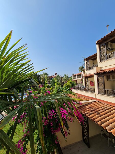 Saphir Hotel & Villas 11
