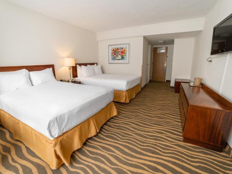 Irazu Hotel & Studios 25