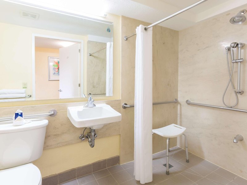 Irazu Hotel & Studios 29