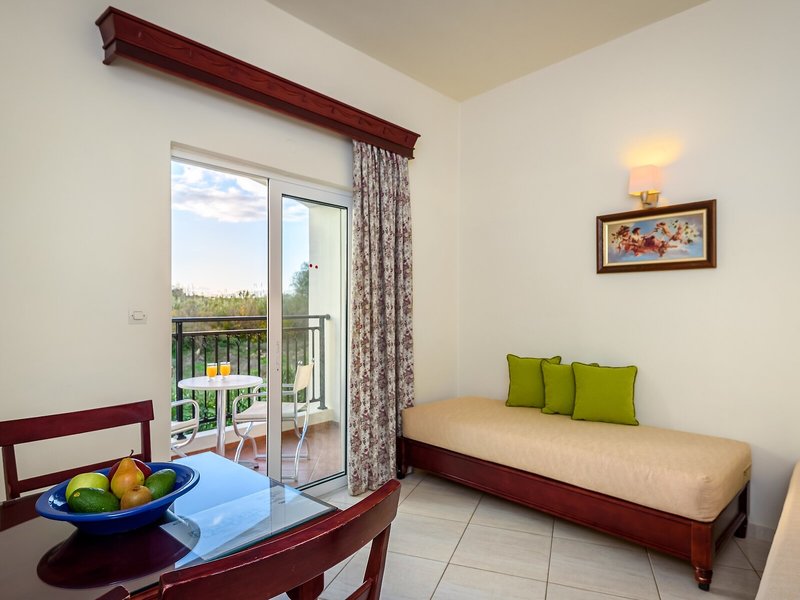 Lito Beach Hotel 23