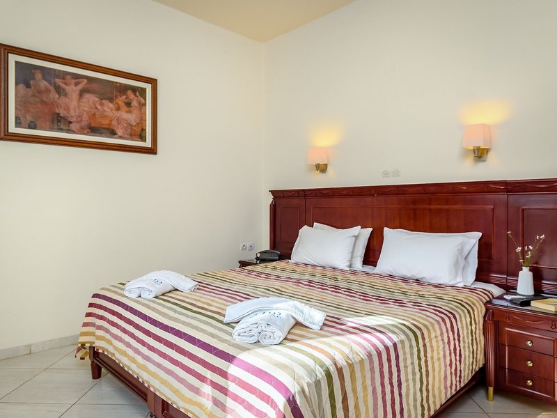 Lito Beach Hotel 24