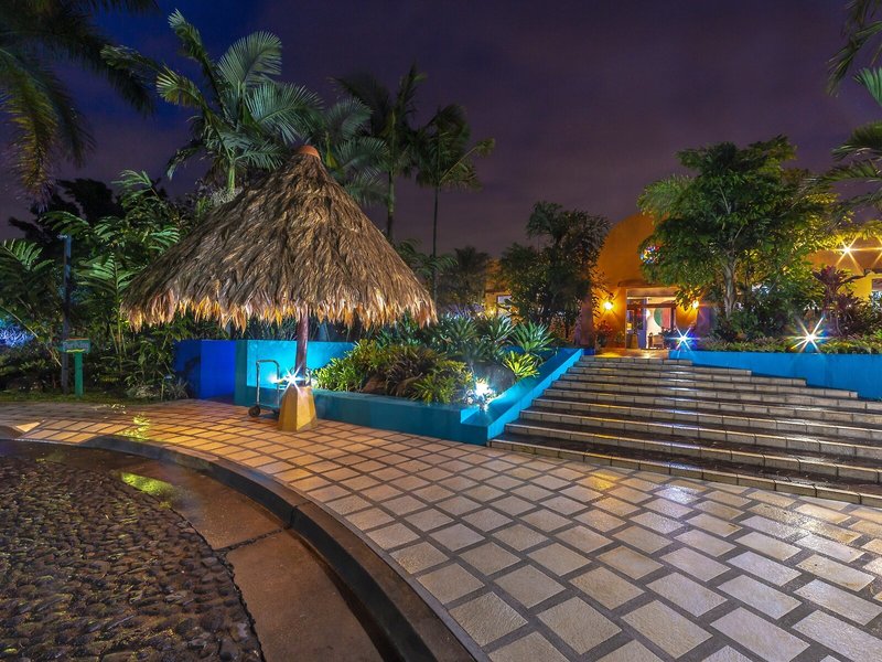 Xandari Resort & Spa 1