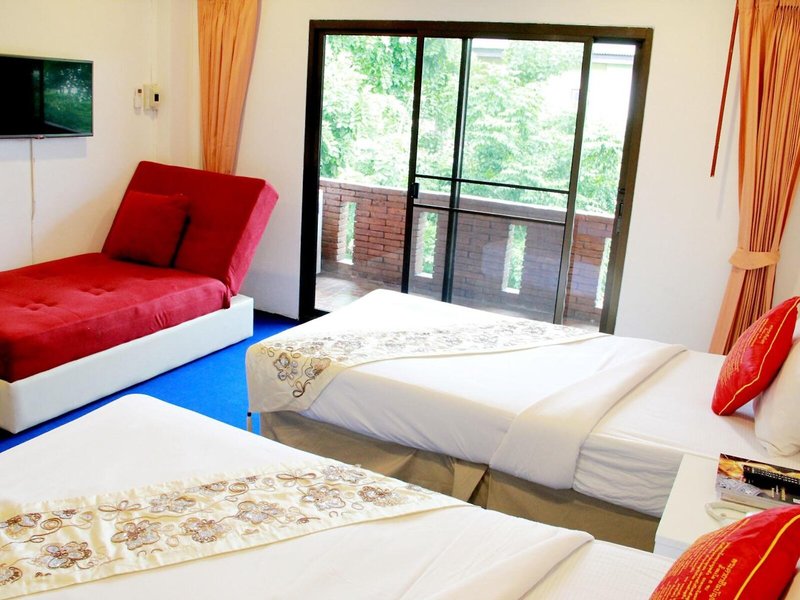 Nim Hotel 32