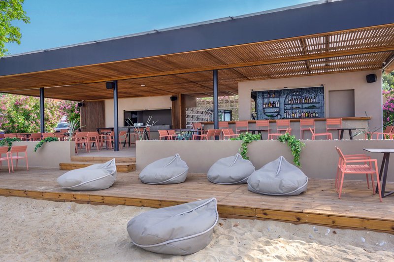 Akrathos Beach Hotel 5