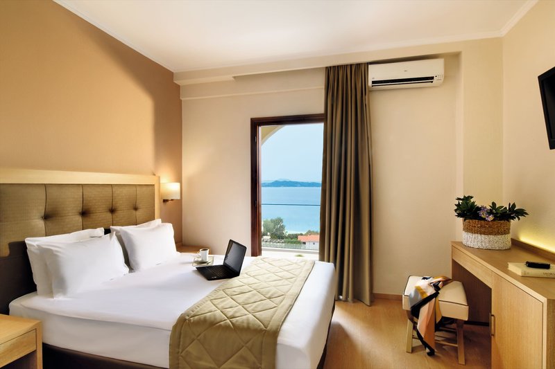 Akrathos Beach Hotel 27