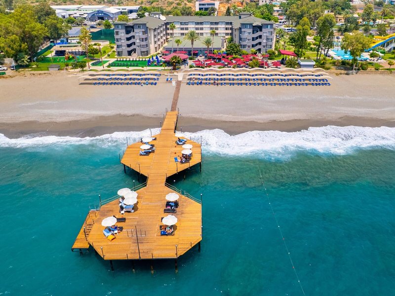 Senza Sunset Beach Hotel 5 - Beach