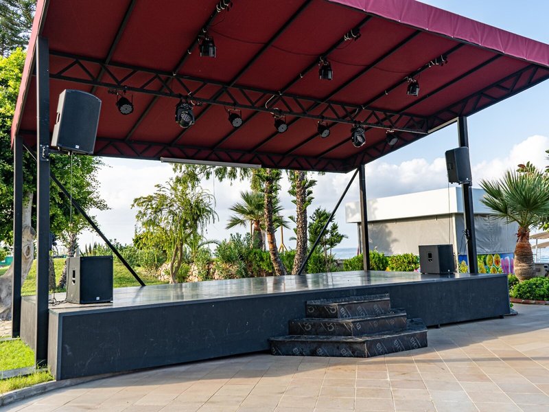 Senza Sunset Beach Hotel 36 - Sports and leisure