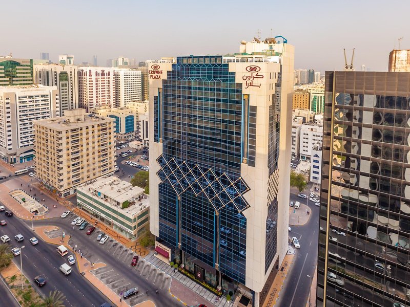 Crowne Plaza Abu Dhabi 2