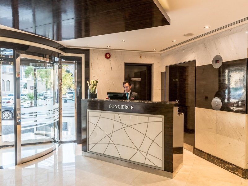 Crowne Plaza Abu Dhabi 11