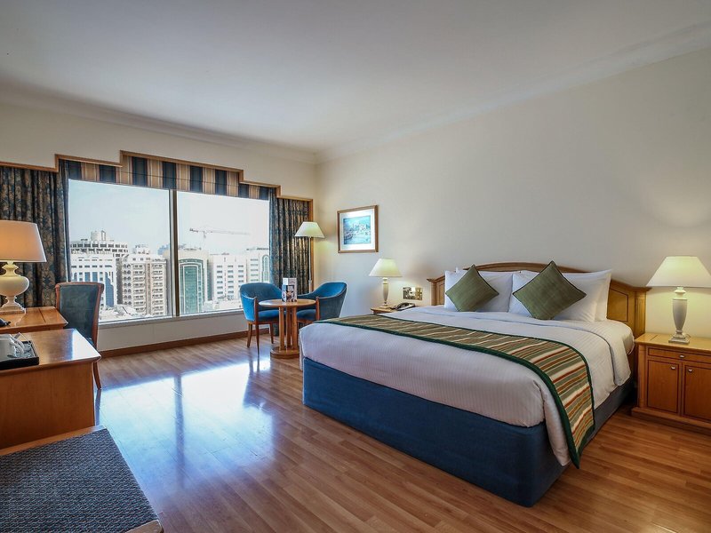 Crowne Plaza Abu Dhabi 35