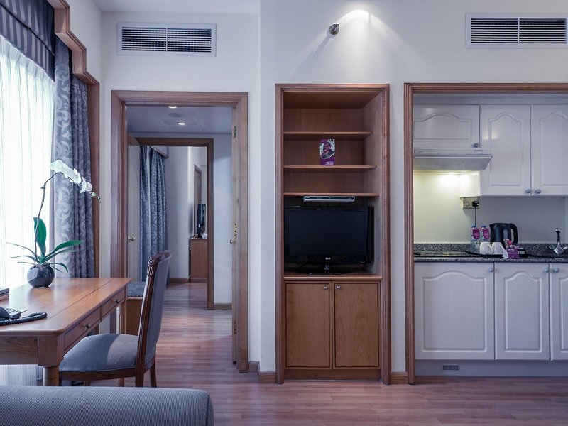 Crowne Plaza Abu Dhabi 43