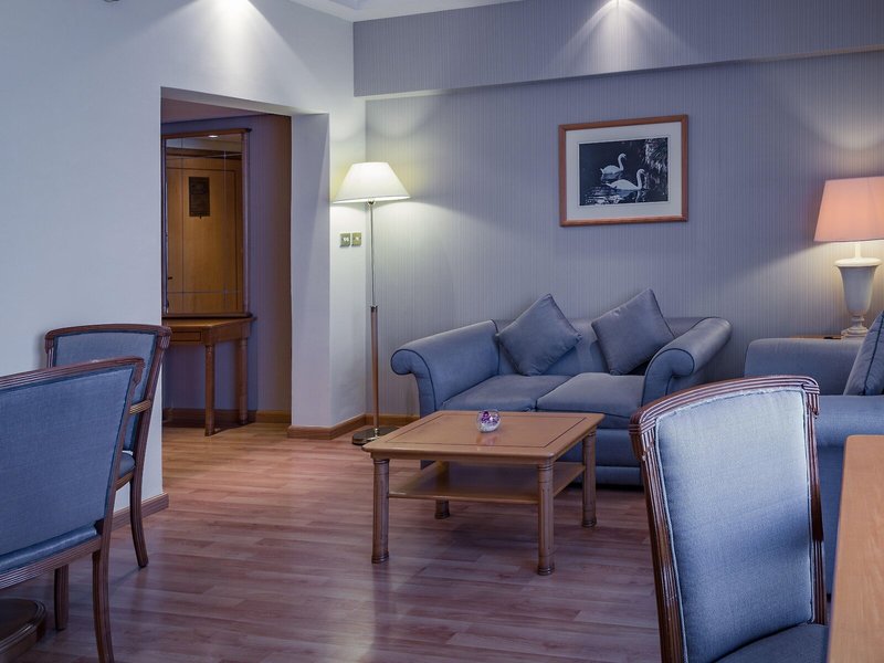 Crowne Plaza Abu Dhabi 44