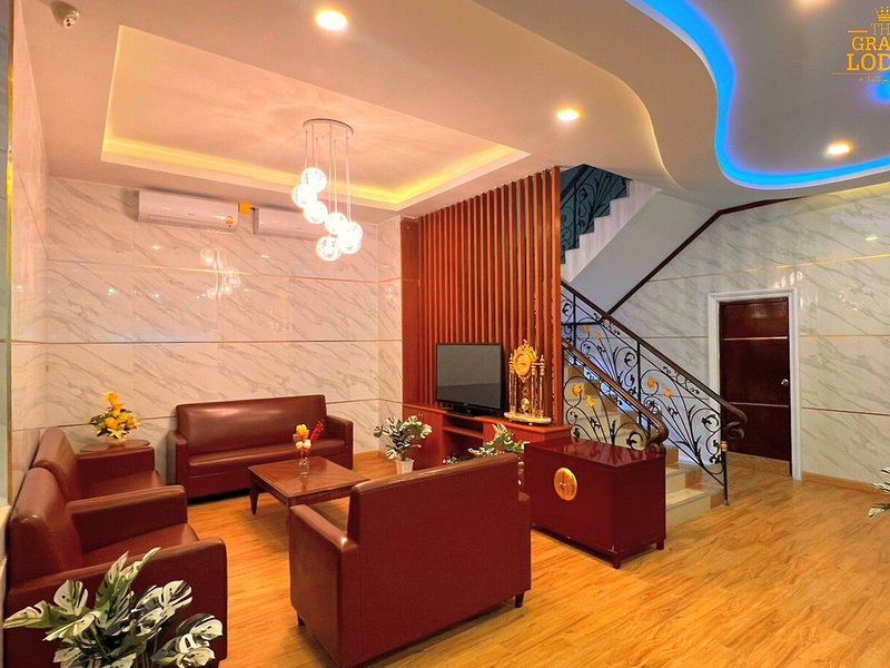 The Privi Hotel 5