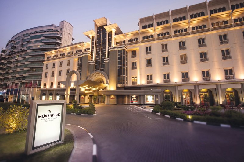 Mövenpick Bur Dubai 13