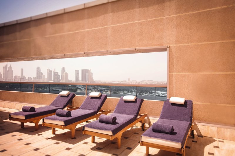 Mövenpick Bur Dubai 9
