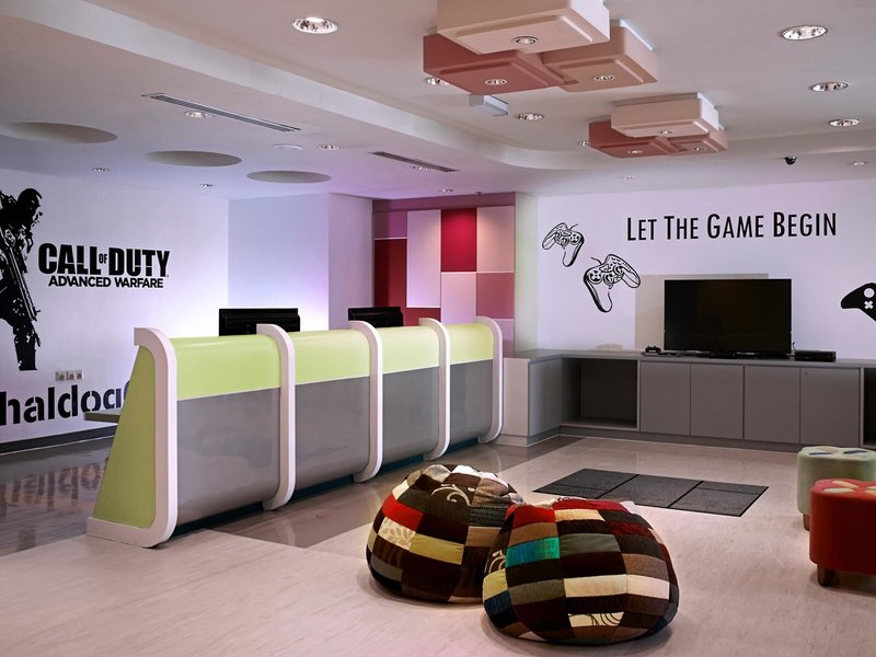 Pullman Kuala Lumpur City Centre Hotel & Residences 6