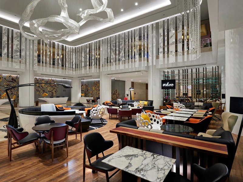 Pullman Kuala Lumpur City Centre Hotel & Residences 9