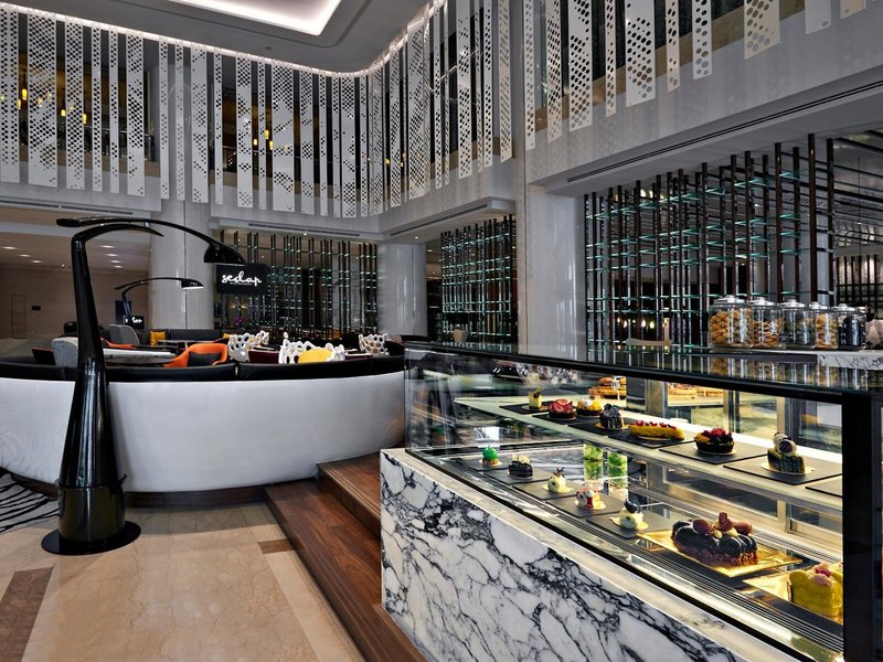 Pullman Kuala Lumpur City Centre Hotel & Residences 10
