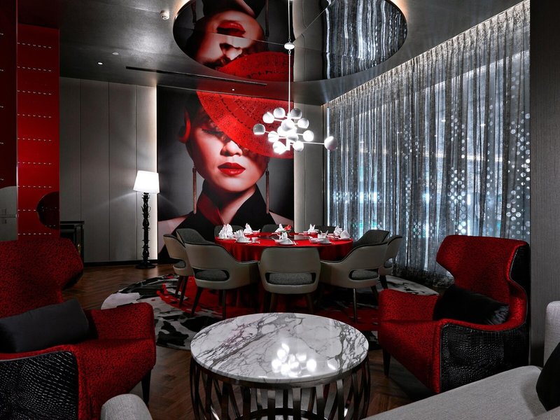 Pullman Kuala Lumpur City Centre Hotel & Residences 12