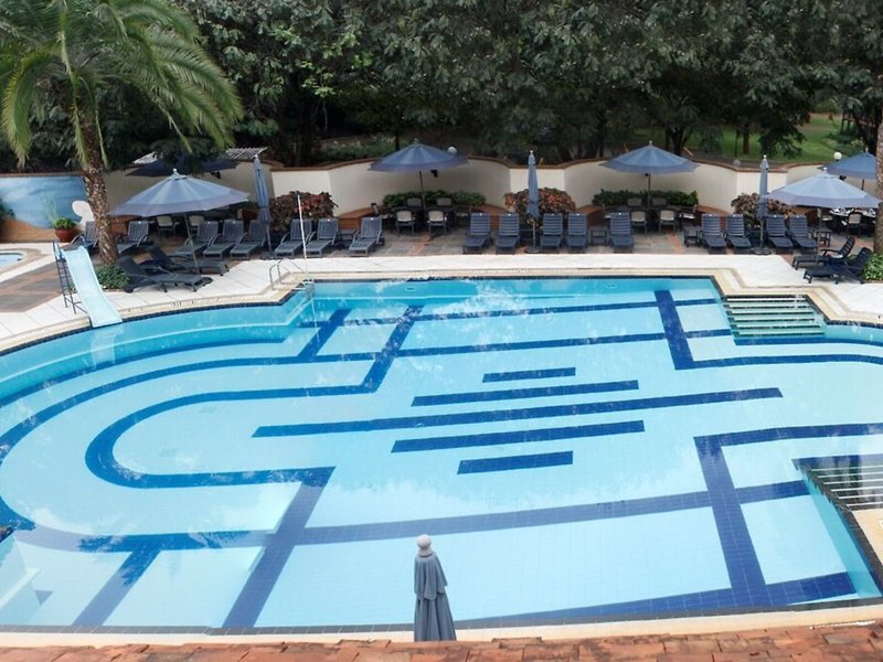 The Windsor Golf & Country 8