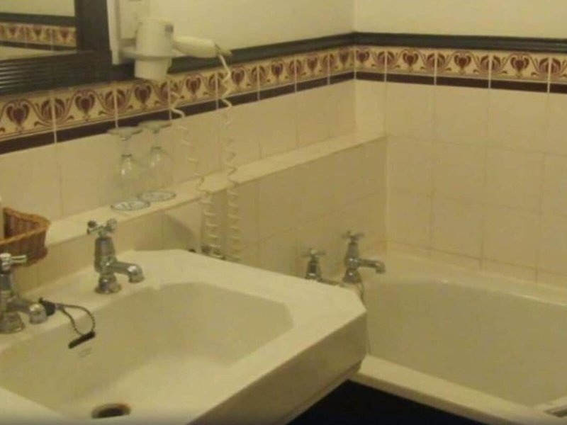 The Windsor Golf & Country 38