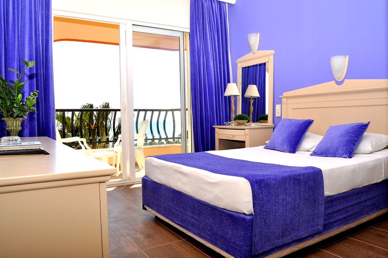 Club Turtas Beach Hotel 13