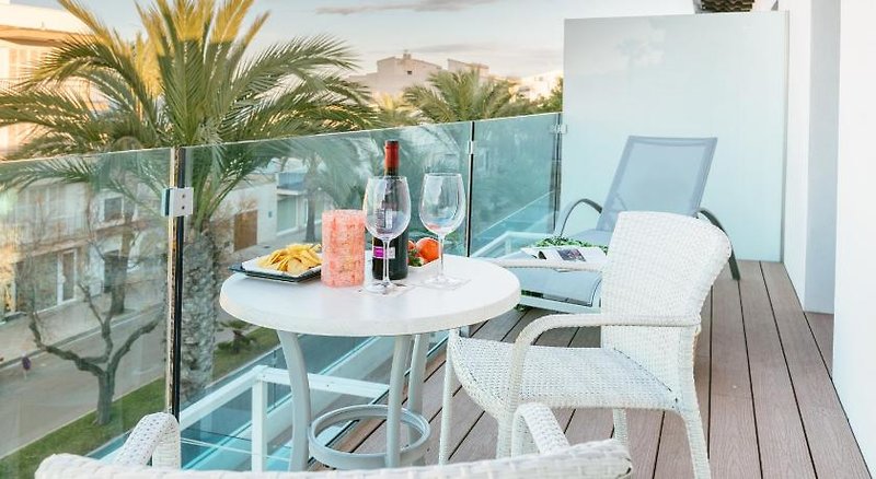 Llaüt Boutique Hotel 26