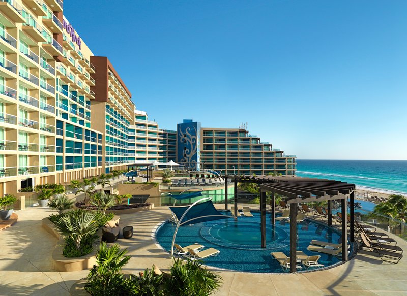 Hard Rock Hotel Cancun 2