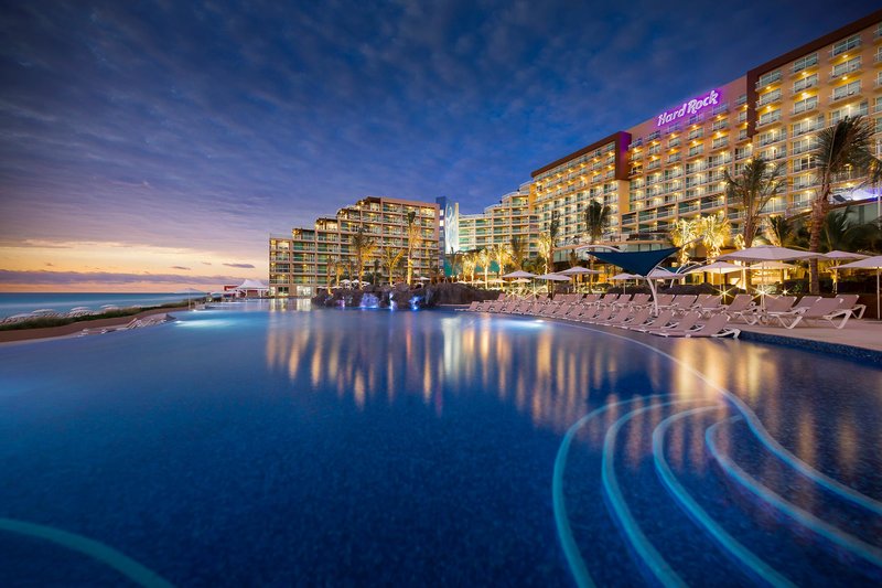 Hard Rock Hotel Cancun 4